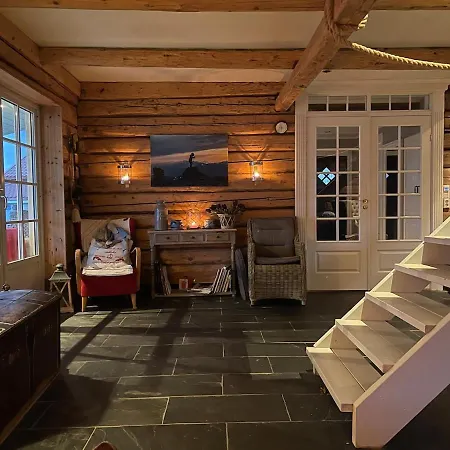 Dom wakacyjny House With Oceanview Stryn