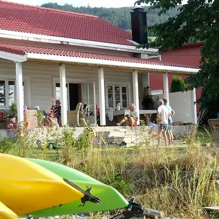 House With Oceanview * Stryn