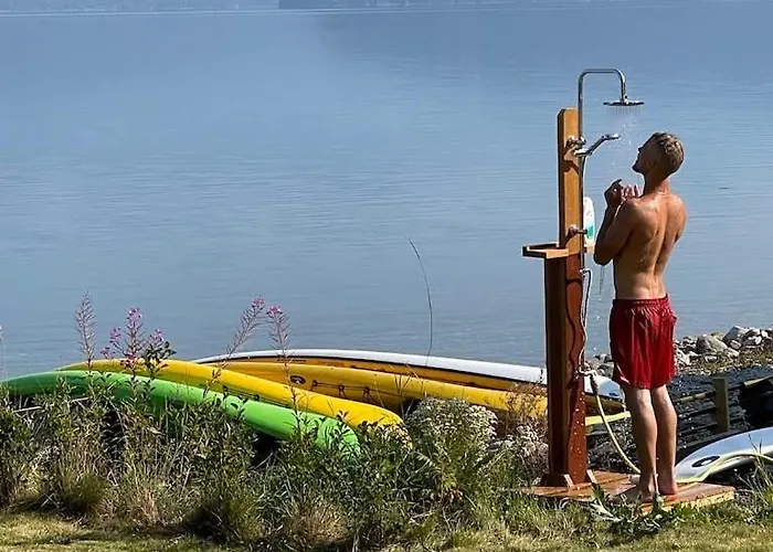 House With Oceanview * Stryn